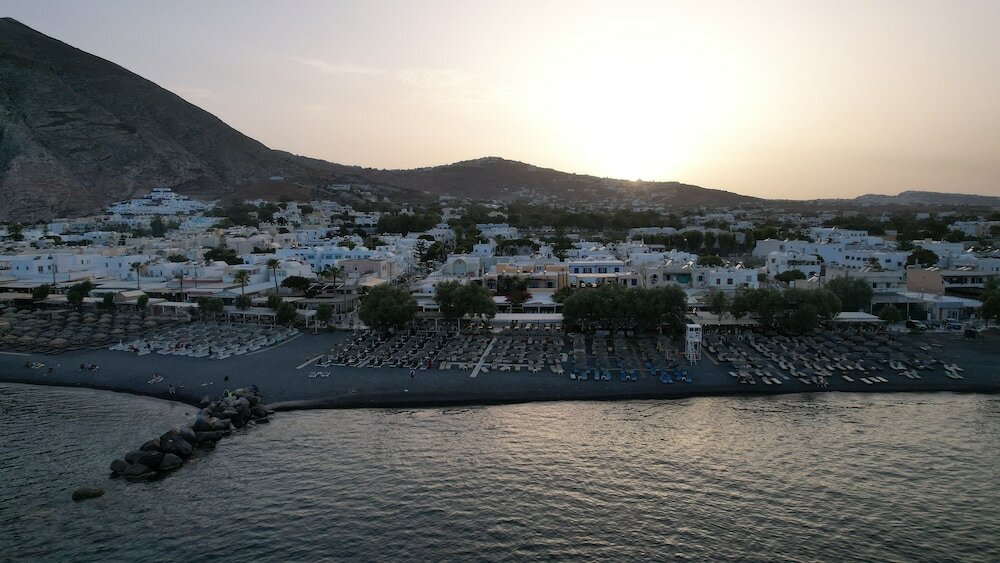 Фото Nostos Beach