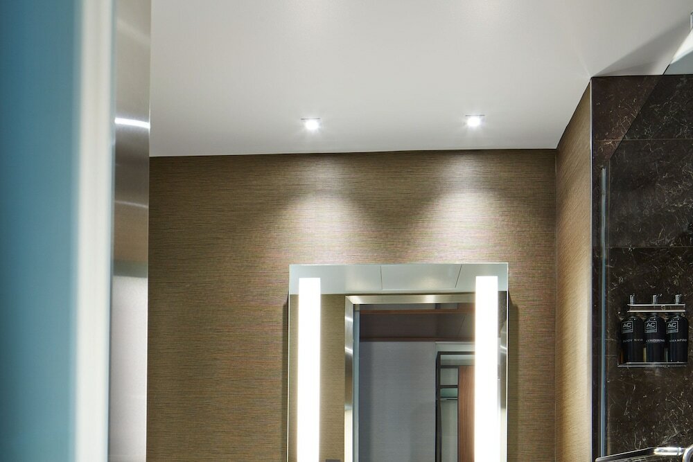 Фото Ac Hotel by Marriott Portland Downtown