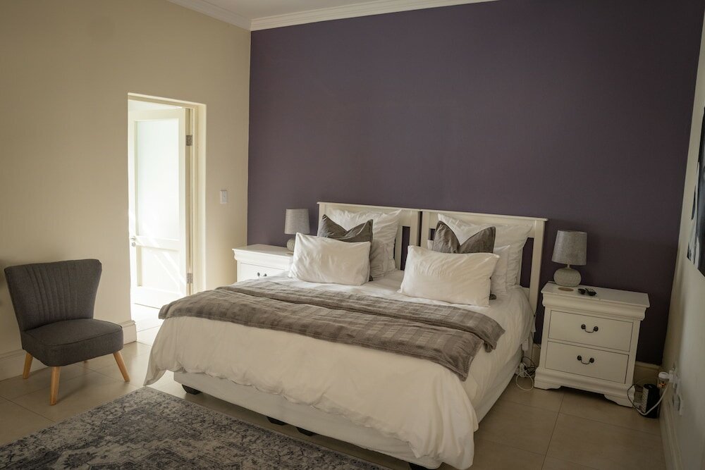 Фото Rustic Manor Bed And Breakfast