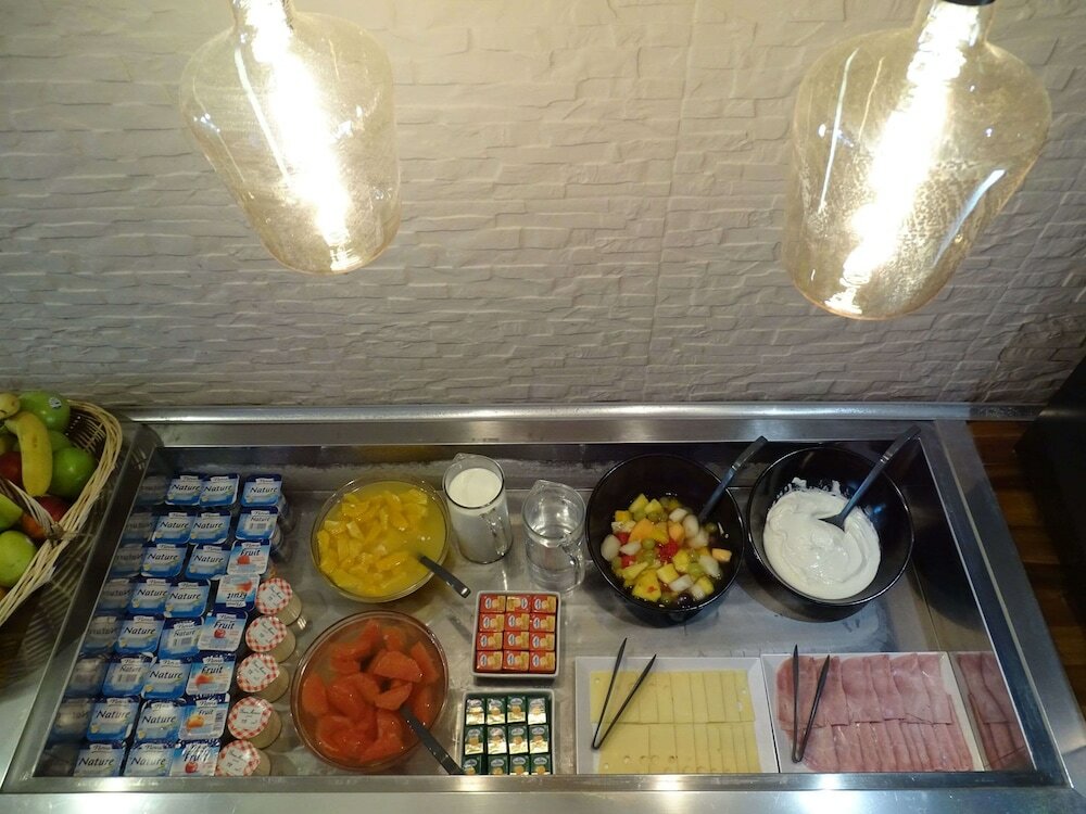 Фото Euro Hotel Paris Creteil