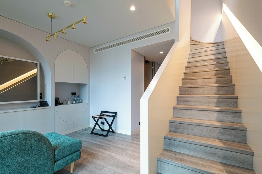 Фото Luster Hotel