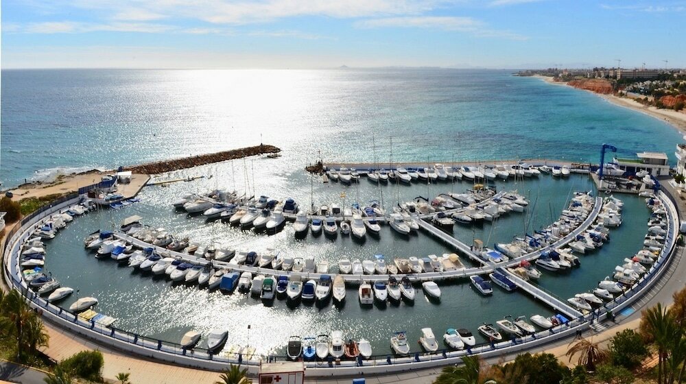 Фото Hotel Torrejoven