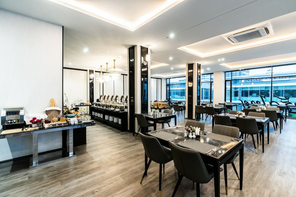 Фото One Patio Hotel Pattaya