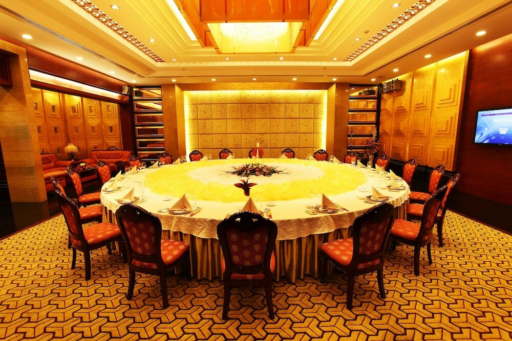 Фото Guangzhou Sanyu Hotel