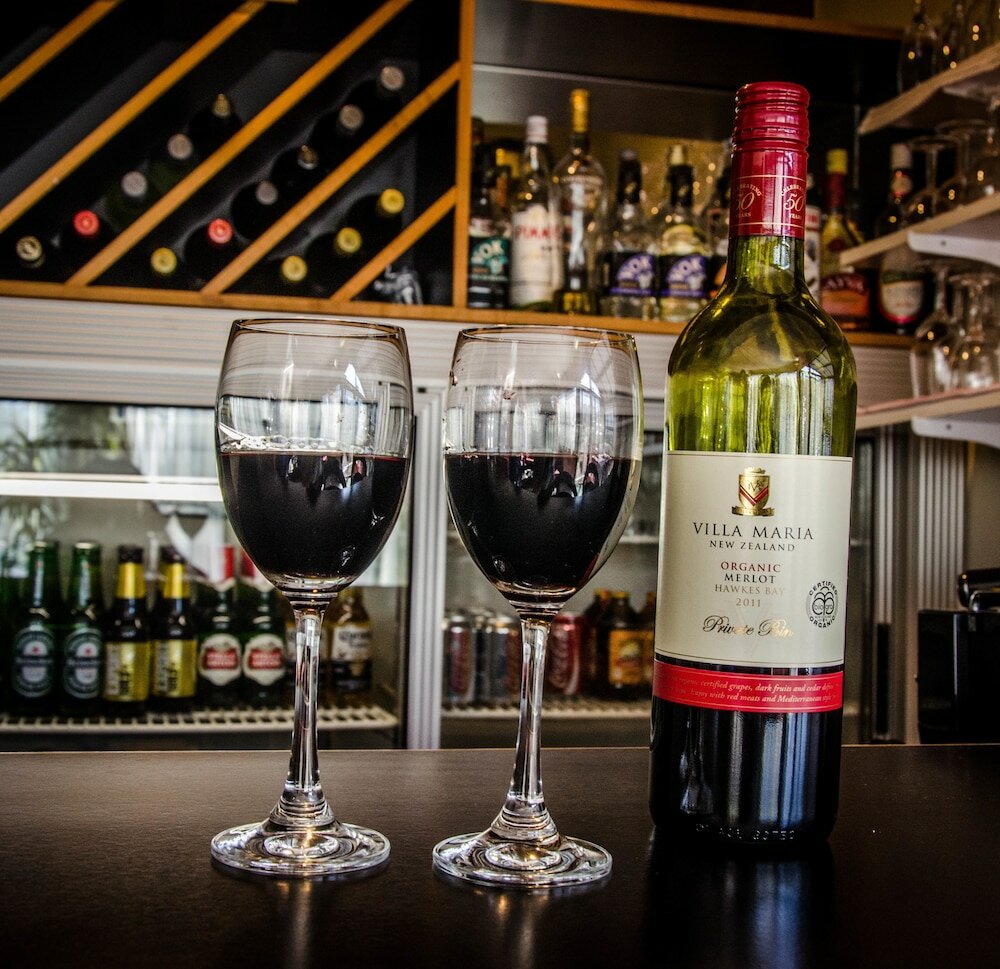 Фото Alpers Lodge & Conference Centre