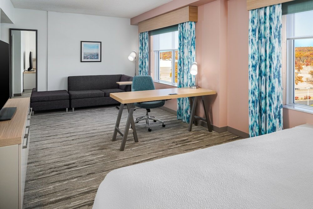 Фото Hilton Garden Inn Rockaway