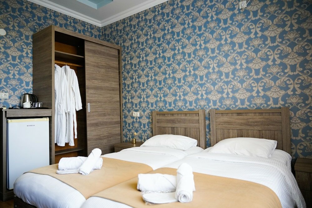 Фото Отель Monopoli Кутаиси