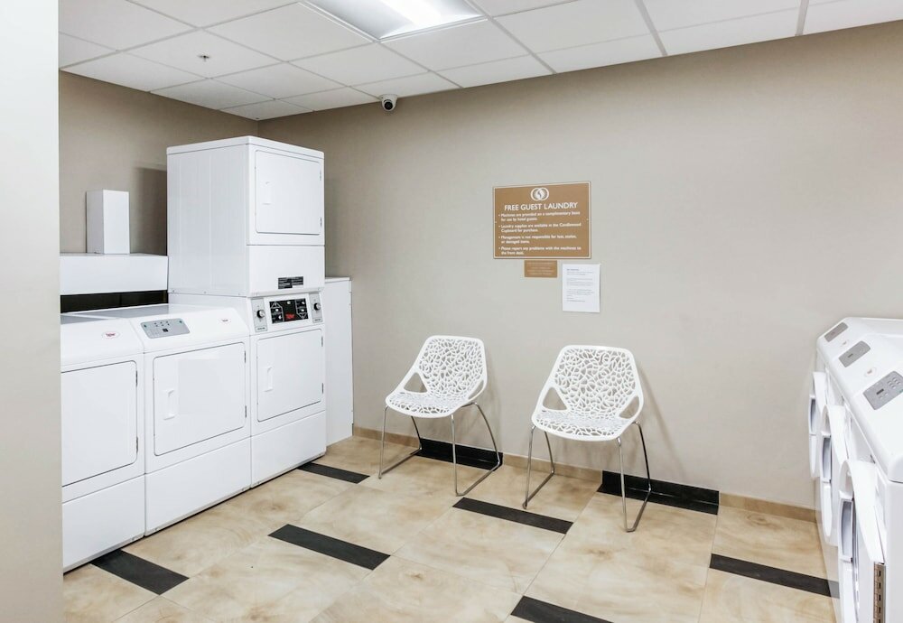 Фото Candlewood Suites Brighton, an Ihg Hotel