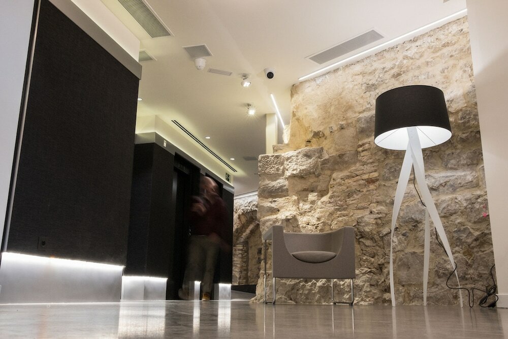 Фото Hotel Pompaelo Urban SPA