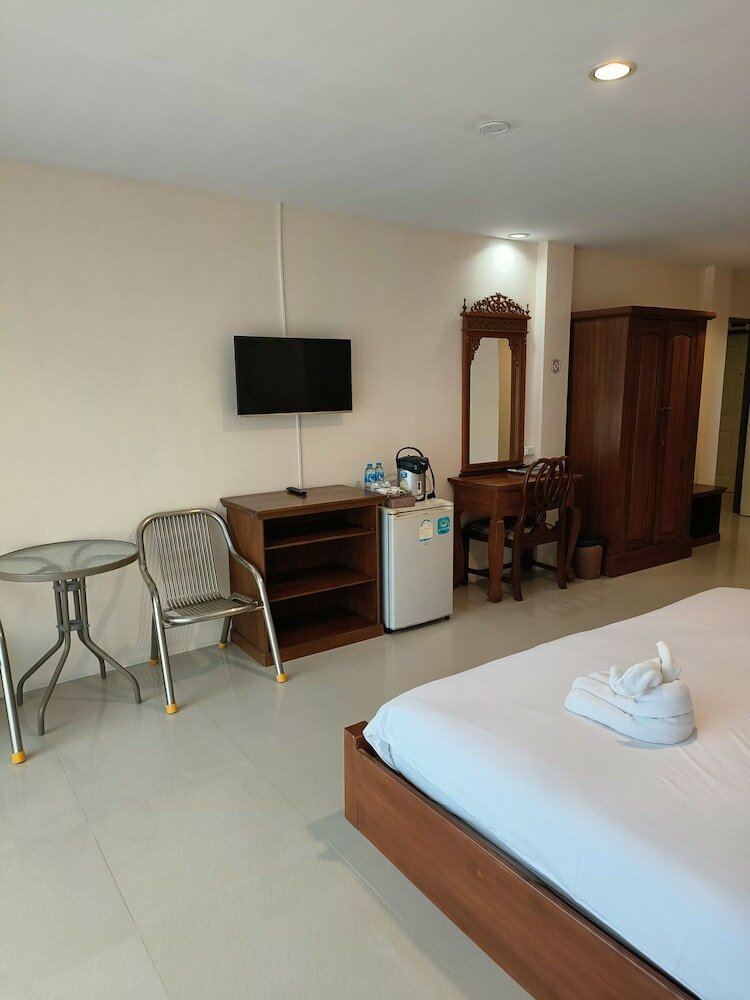 Фото Aonang Goodwill Hotel