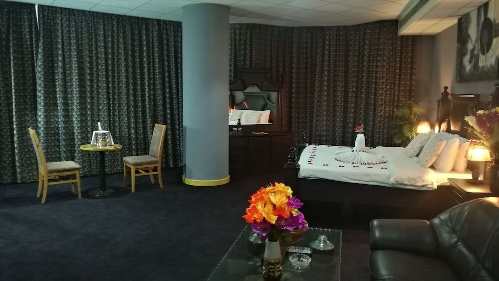 Фото Phoenicia Tower Hotel