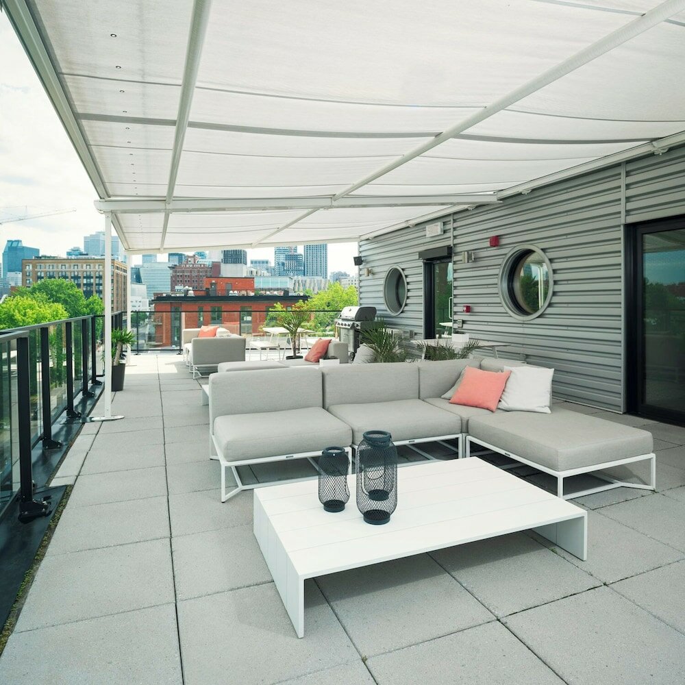 Фото Boxotel Montreal