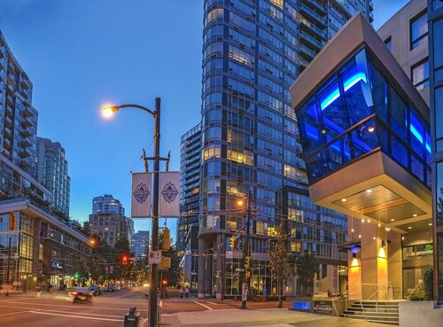 Внешний вид отеля Hotel Blu Vancouver в Ванкувере, фото 5