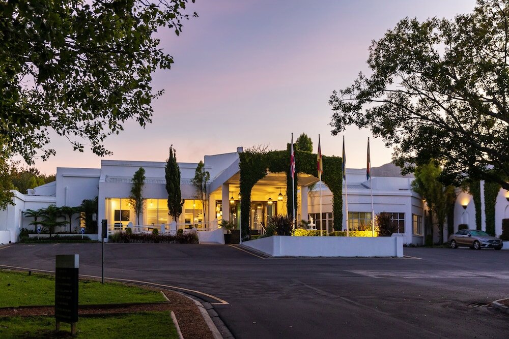 Фото Lord Charles Hotel