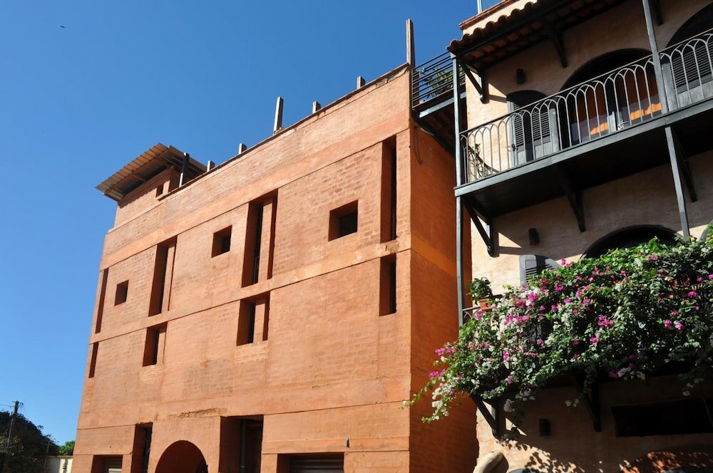 Фото Hôtel Le Djoloff