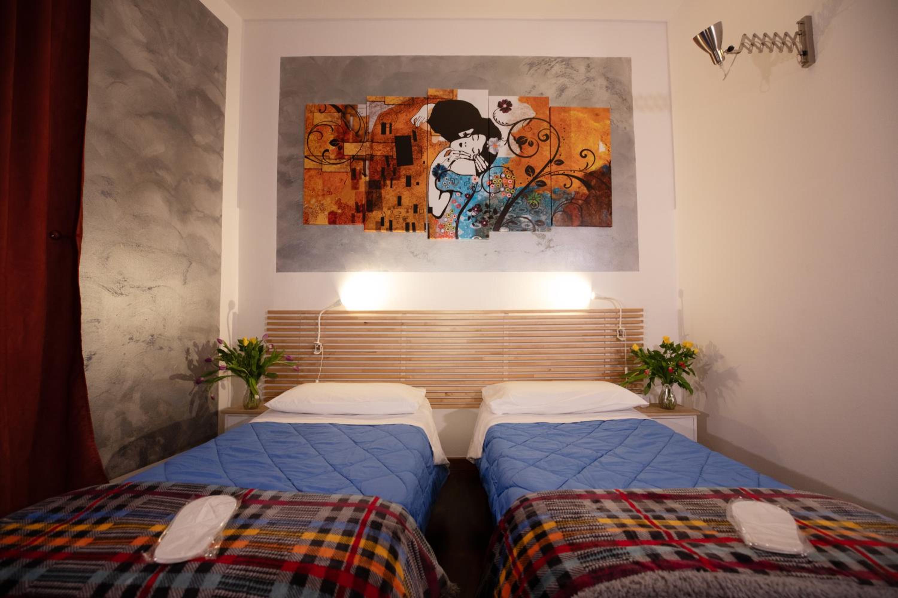 Фото 32071112244