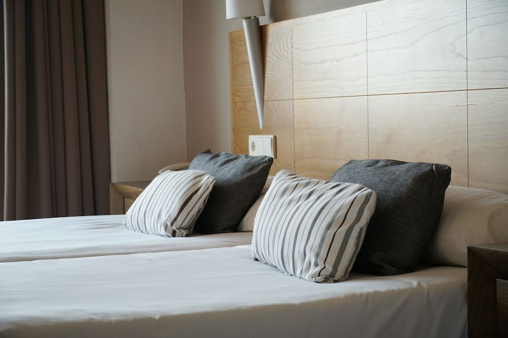 Фото Ohtels Campo De Gibraltar