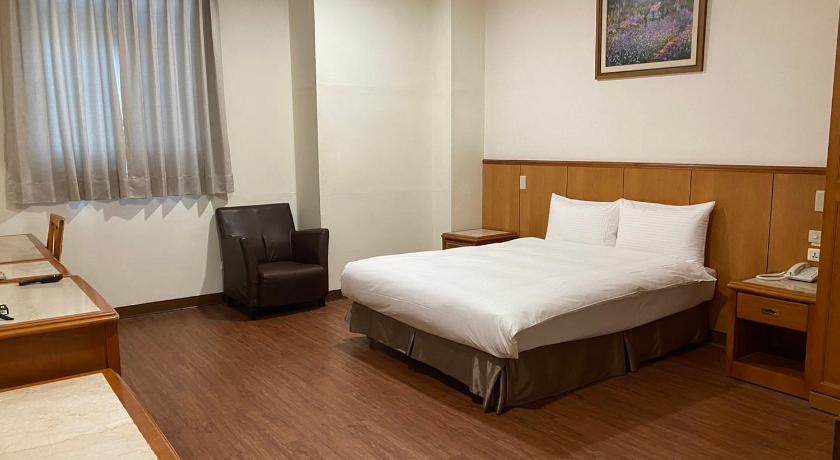 Фото Regal International Hotel