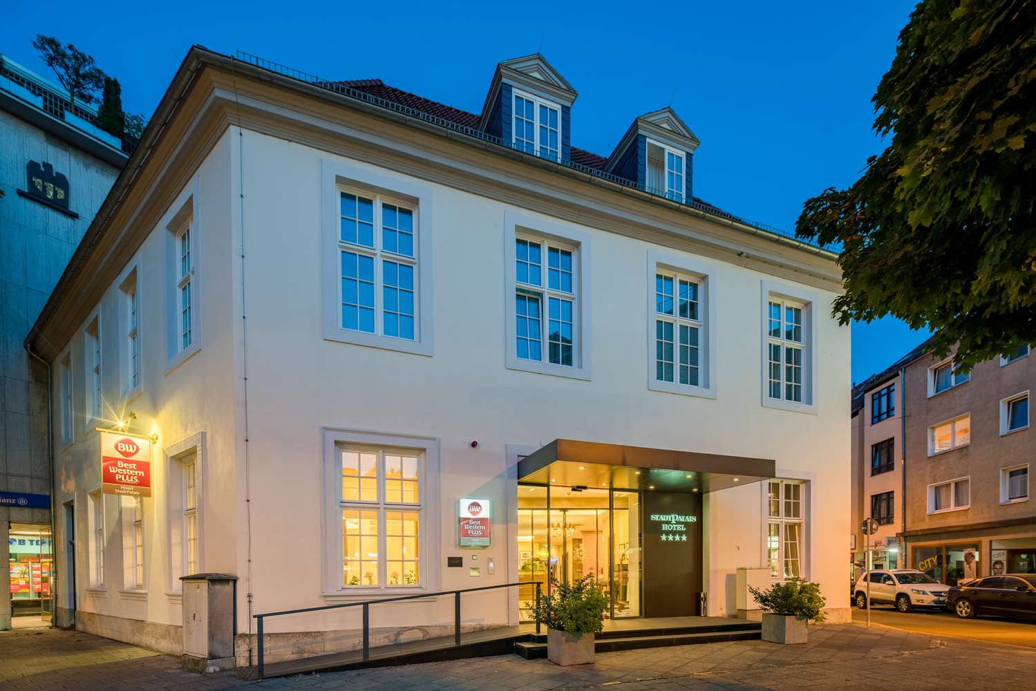 Фото отеля 1