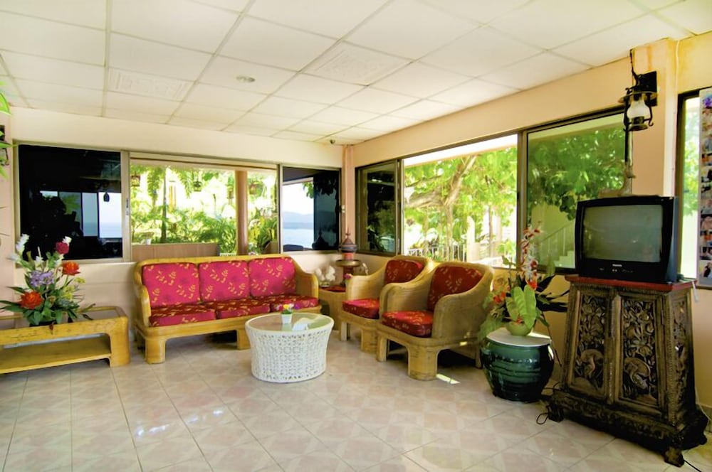 Фото Baan Karon Hill Phuket Resort