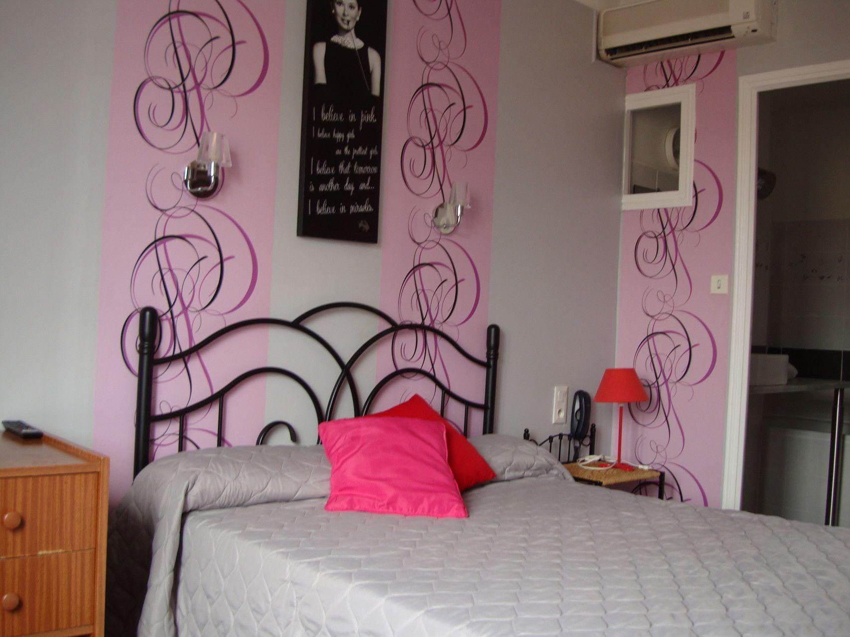 Фото Hôtel Les Myrtes