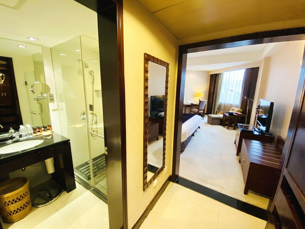 Фото Baolong Hotel Shanghai