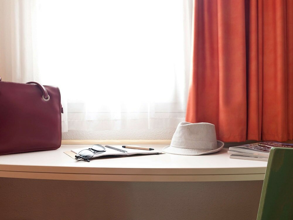 Фото B&b Hotel Bordeaux Mérignac Cadera Aéroport