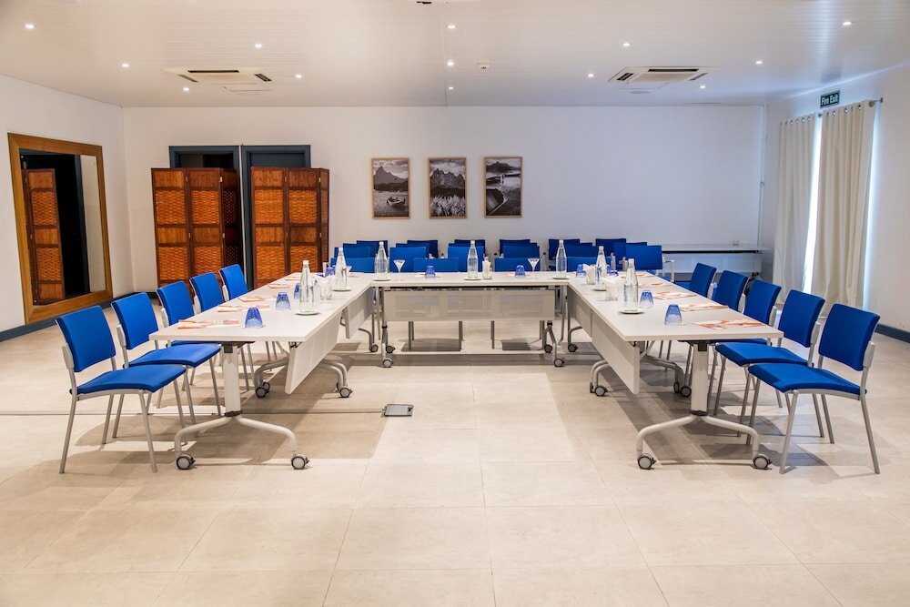 Фото Veranda Pointe Aux Biches Hotel