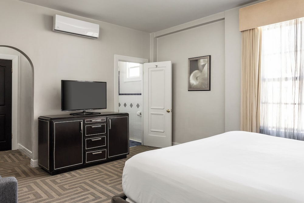 Фото Montecito Inn