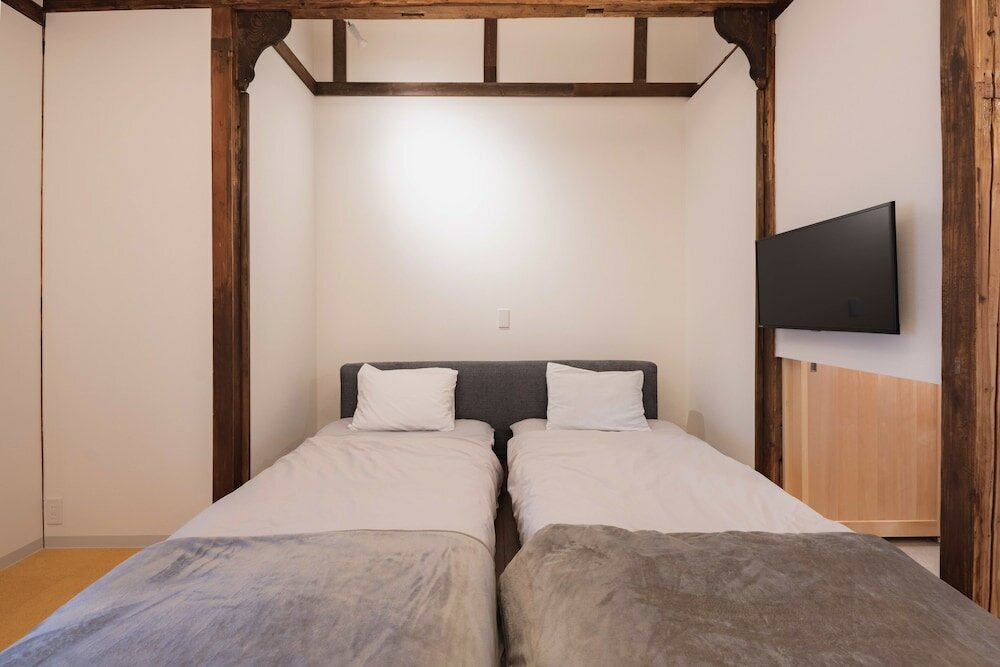 Фото Traditional Apartment - Hostel