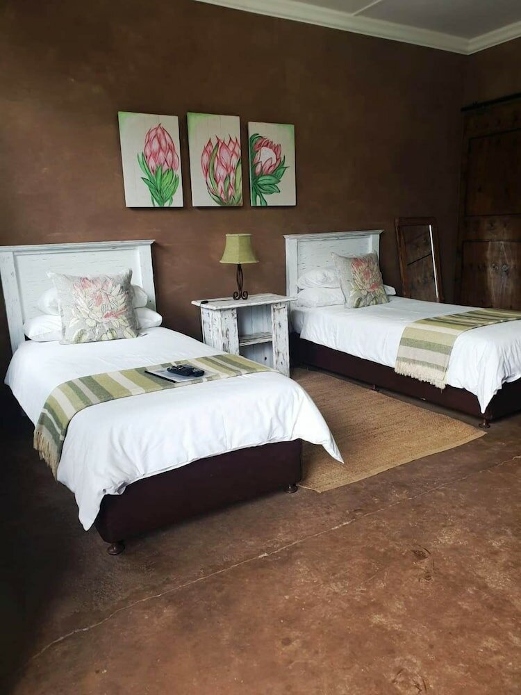 Фото Misty Mountains