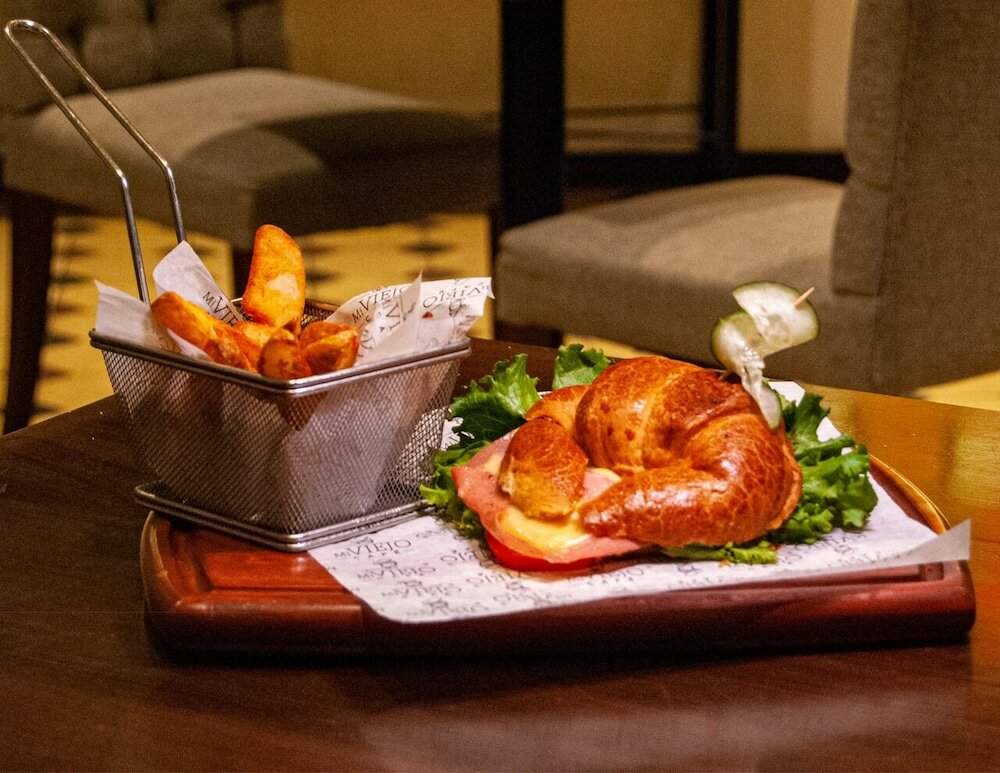 Фото Ikonik Hotel Puebla