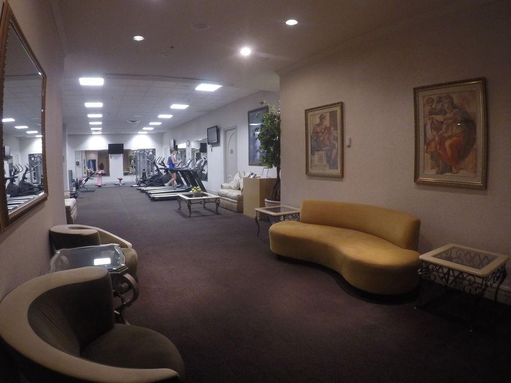 Фото Grand Hotel & Suites