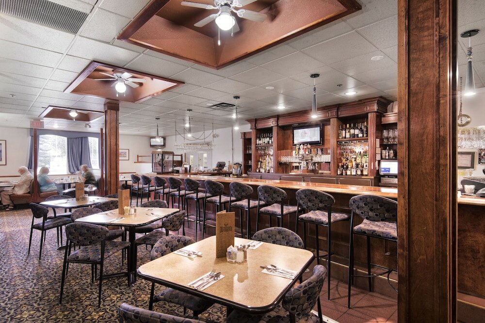 Фото Sternwheeler Hotel and Conference Centre