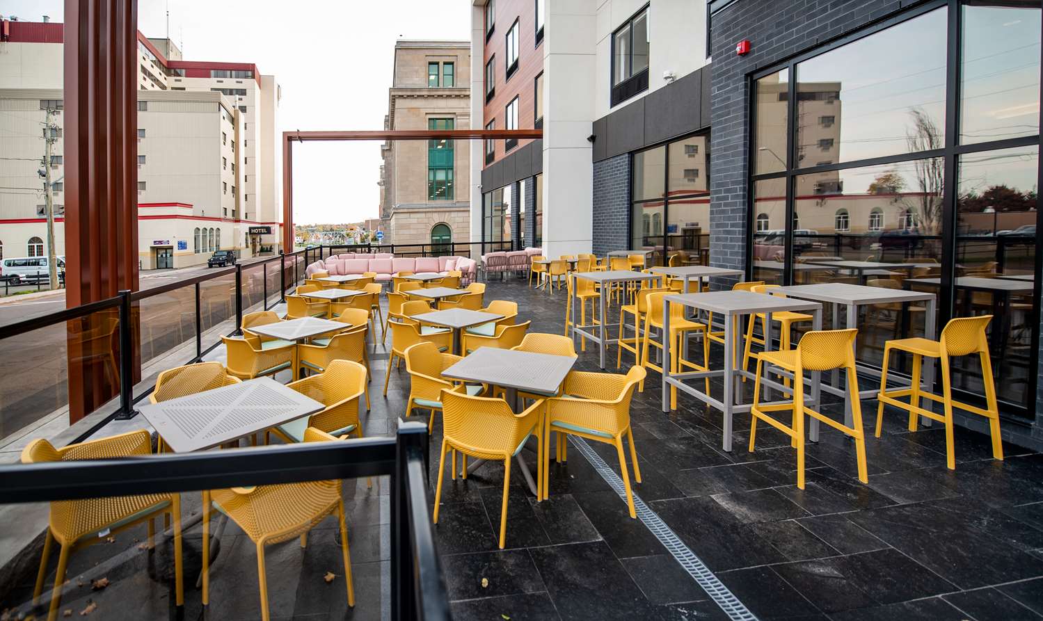 Фото Hilton Garden Inn Moncton, NB