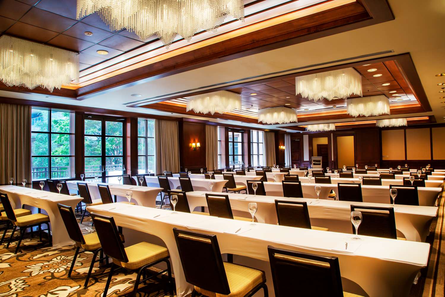 Фото The Yorkville Royal Sonesta