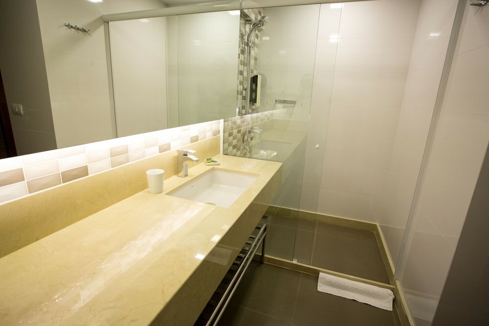 Фото Royal Regency Palace Hotel