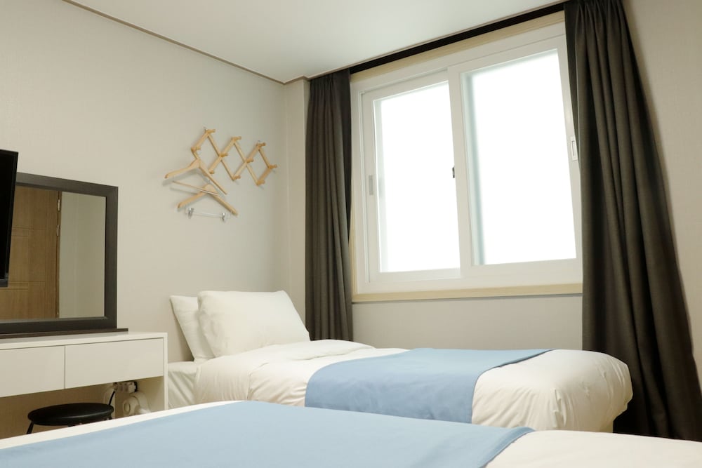 Фото Jeju Ora Stay Hotel