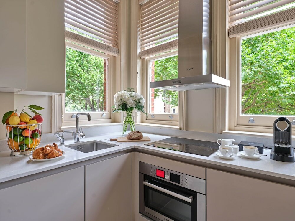 Фото The Apartments by The Sloane Club