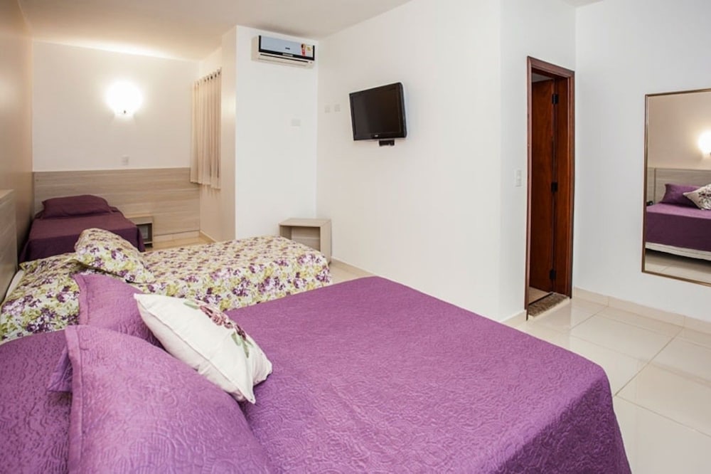 Фото Alves Hotel