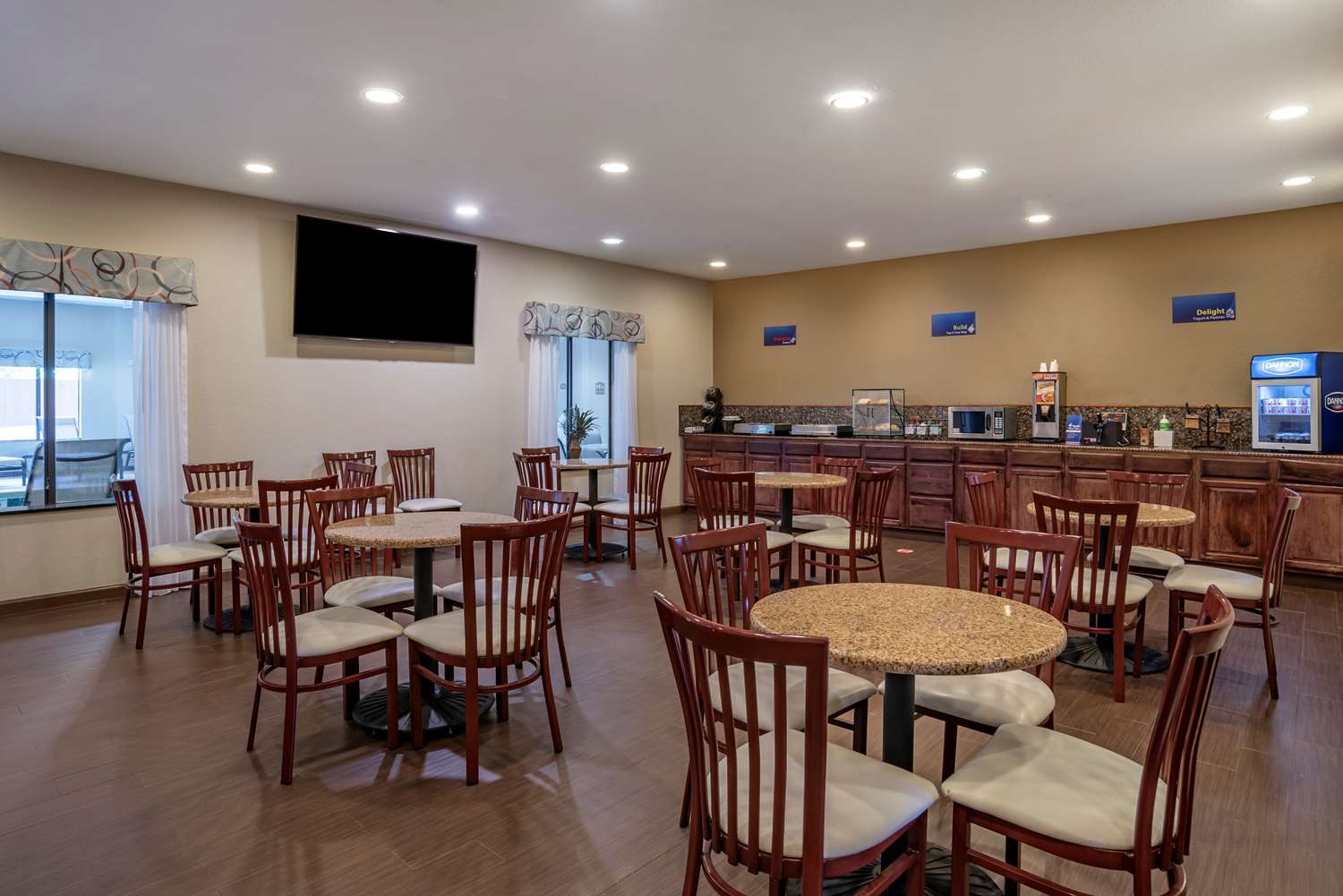 Фото Best Western Troy Inn