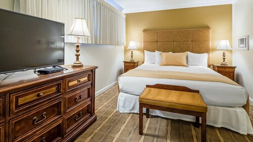 Внешний вид отеля Best Western Plus Santa Barbara в Санта-Барбаре, фото 3