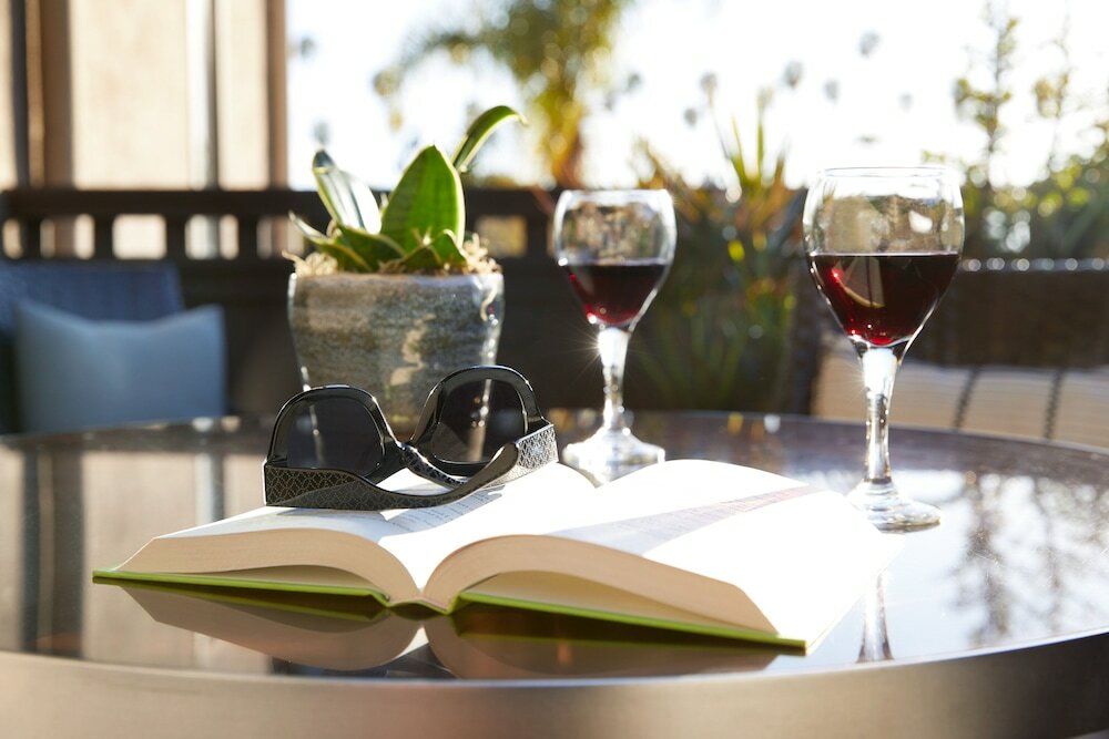 Фото The Ambrose Hotel