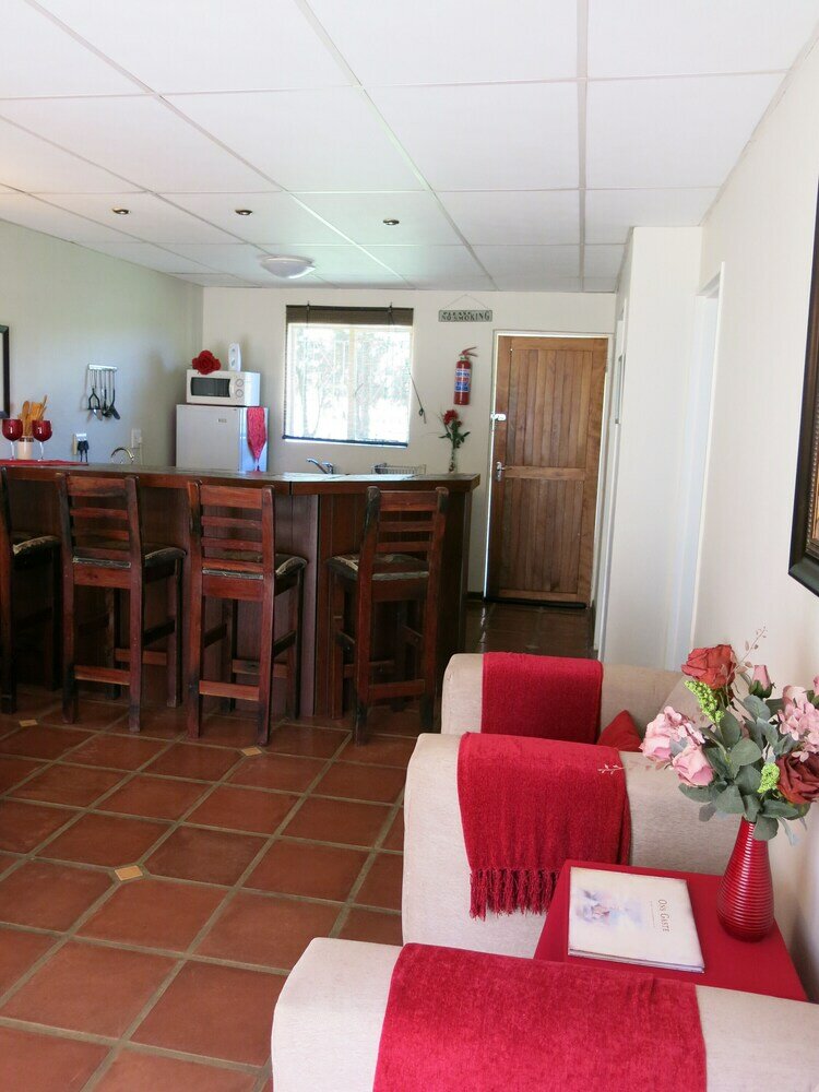 Фото A Cherry Lane Self Catering and B&b