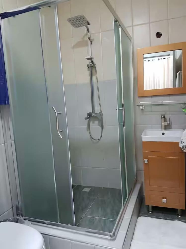 Фото Hillside Gardens