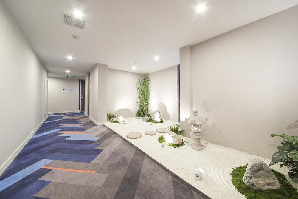 Фото Holiday Inn Express Shanghai Xuhui Binjiang