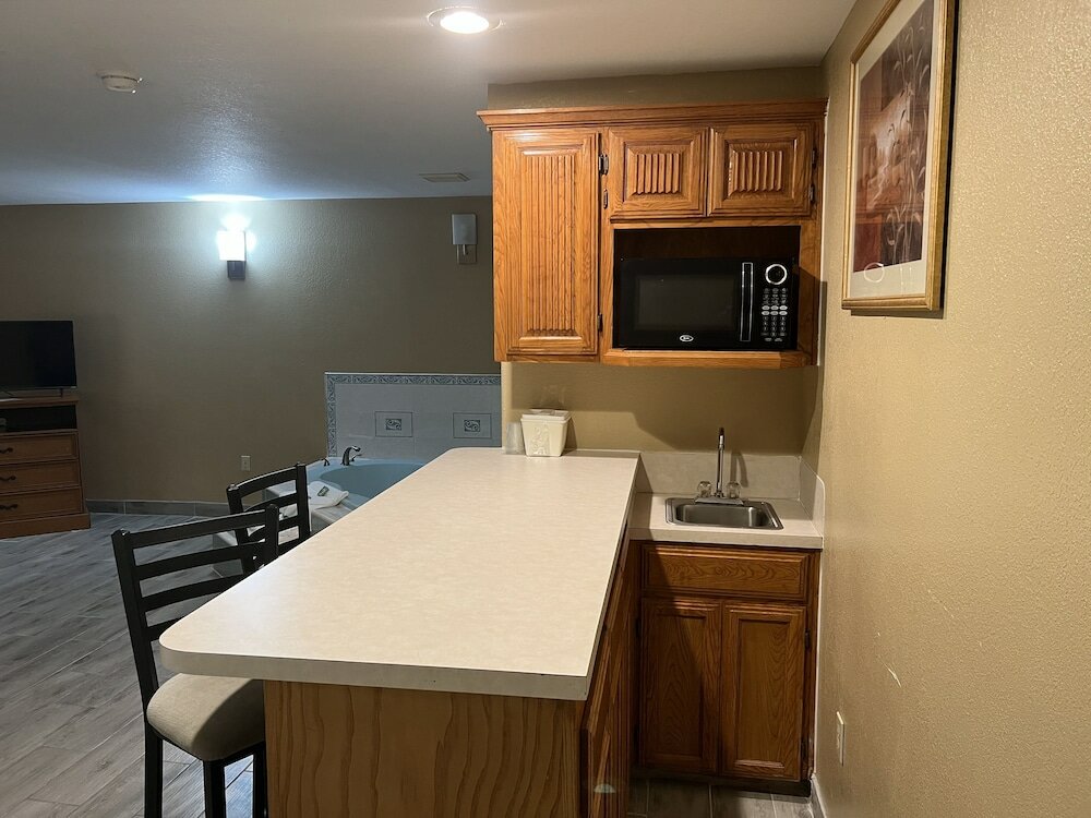 Фото Americas Best Value Inn Pharr