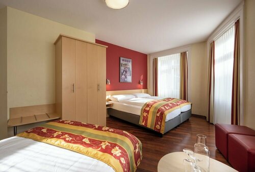 Внешний вид отеля Hotel de la Paix в Люцерне, фото 4