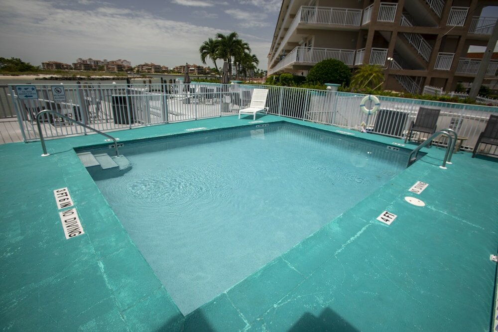 Фото The Boat House