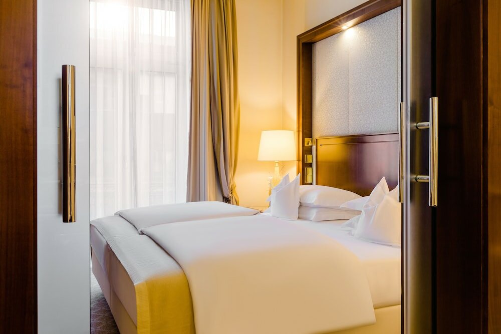 Фото Excelsior Hotel Ernst